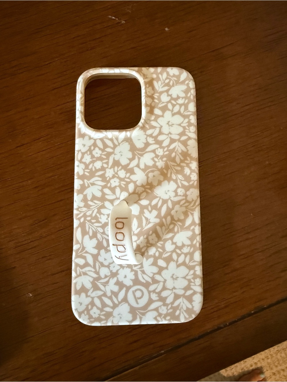 Loopy Case Cream and White Floral Phone Case with Loop Grip